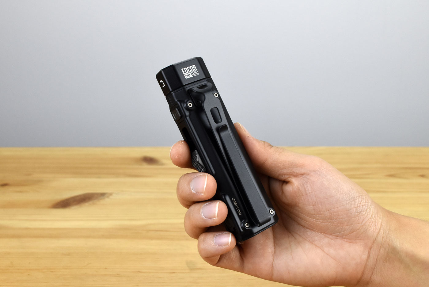 Nitecore EDC09 UHE LED MCT Adjustable Angle EDC Flashlight (1600 Lumens)