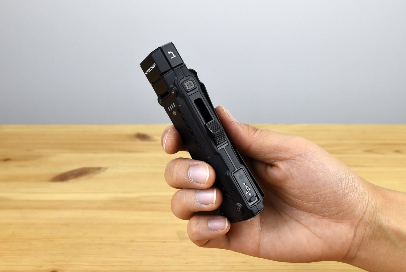 Nitecore EDC09 UHE LED MCT Adjustable Angle EDC Flashlight (1600 Lumens)