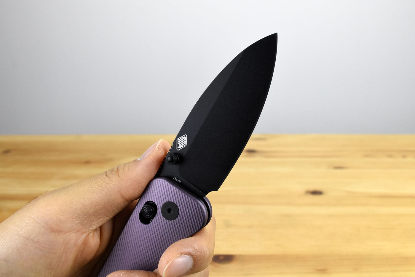 WE KNIFE WE23075-2 Banter 2 (Purple Aluminum Handle)