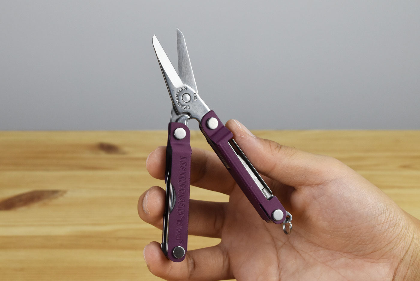 Leatherman Micra Multitool (Cherry)