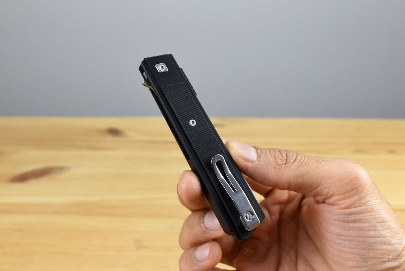 CRKT 3840 Zephyr (Black G10 Handle)
