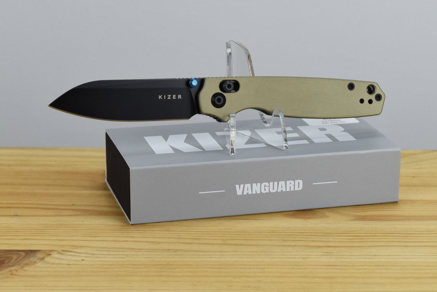 Kizer V3789A6 Pokiman CS AEB-L