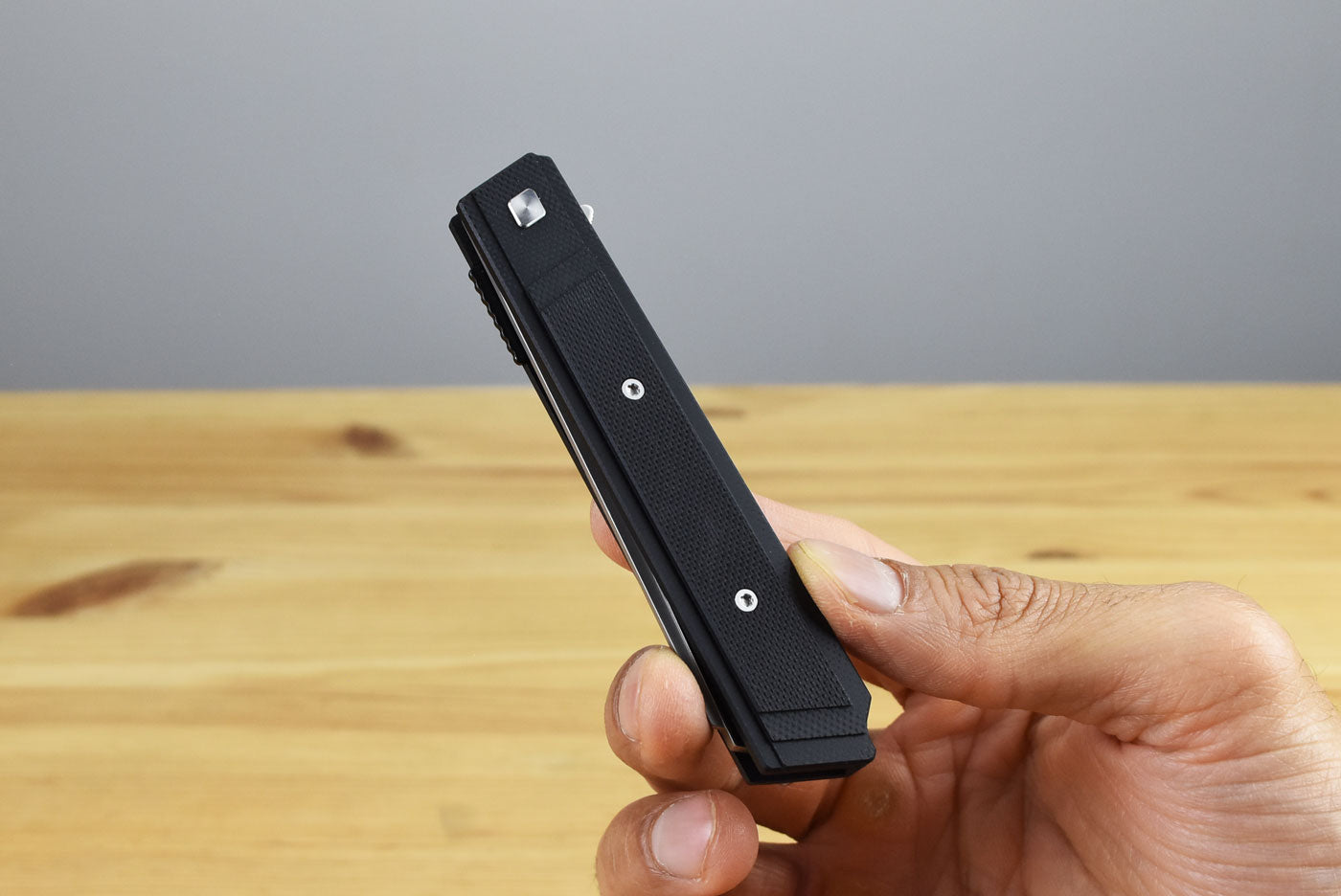 CRKT 3840 Zephyr (Black G10 Handle)
