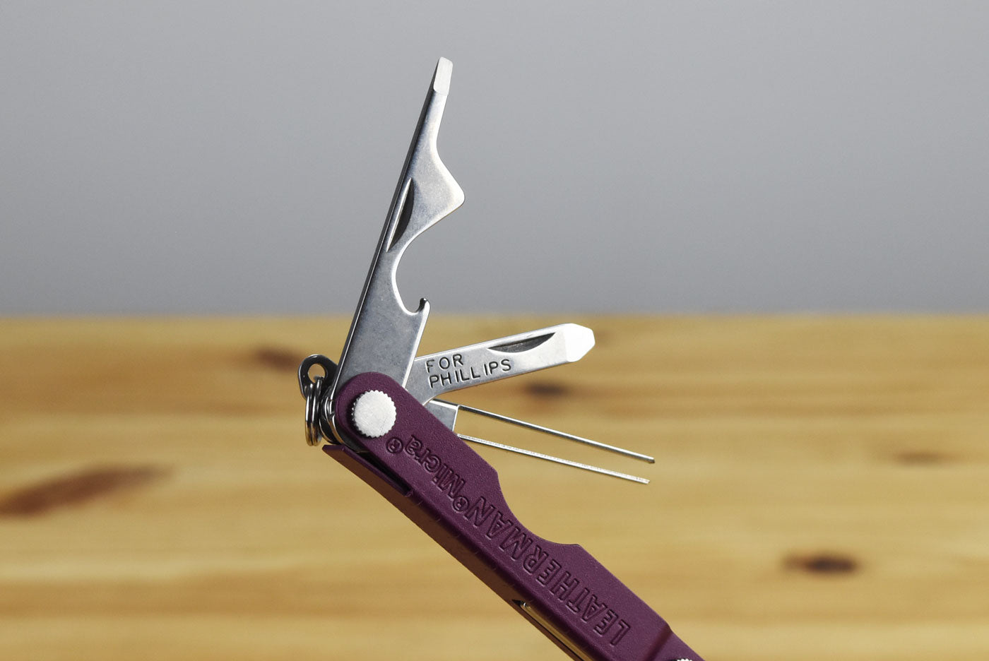 Leatherman Micra Multitool (Cherry)