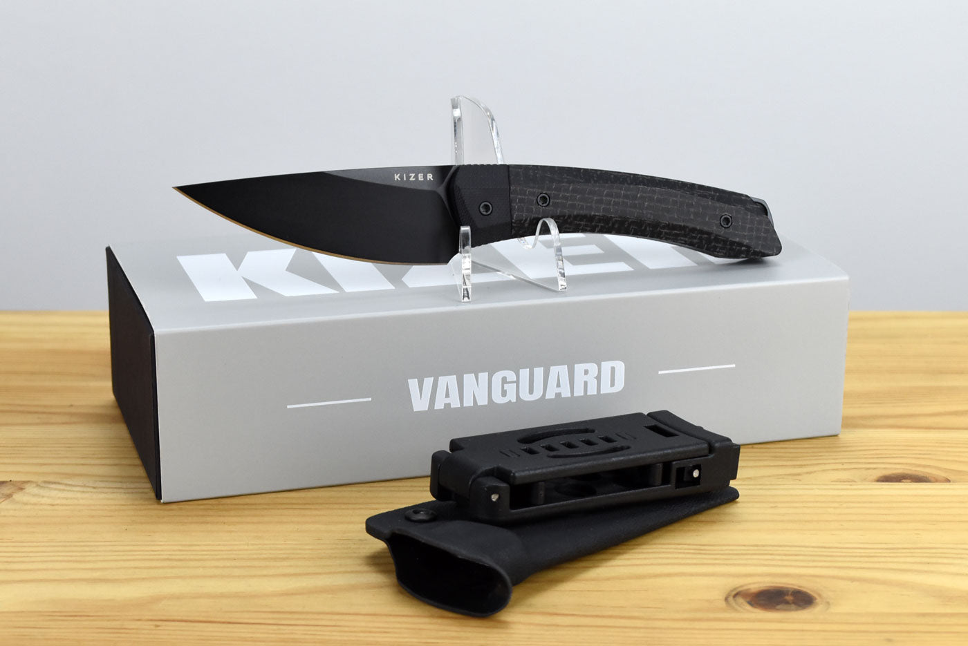 Kizer 1124A4 Momo Fix 3 AEB-L