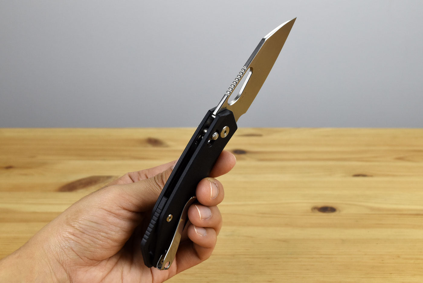 SRM Cub 261M-GB Folding Blade 154CM