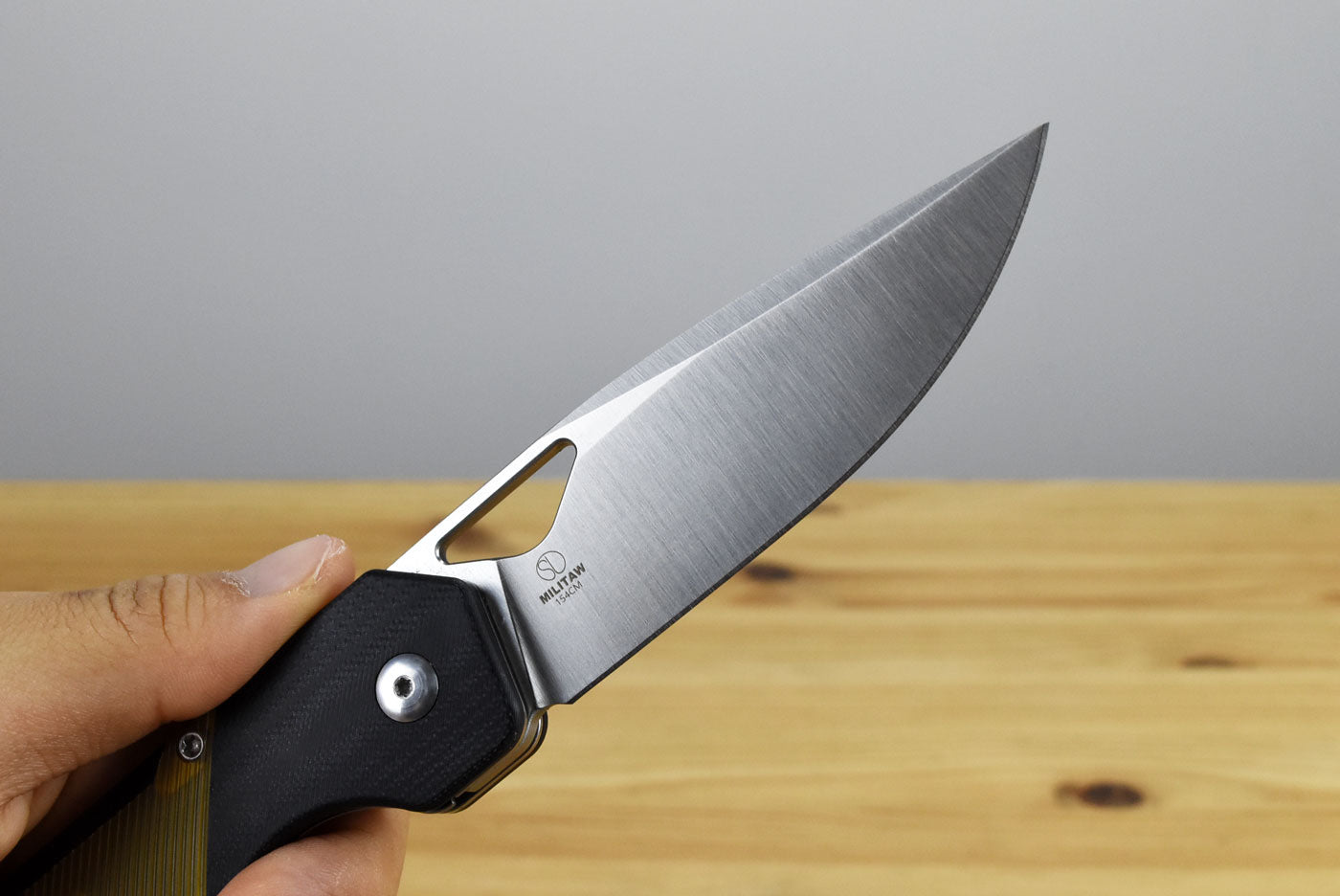 Kizer V3634C1 Militaw 154CM