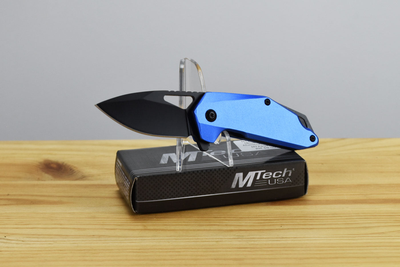 MTech A2040BL Linerlock Assisted Folding Blade (Blue Anodized Aluminum Handle)