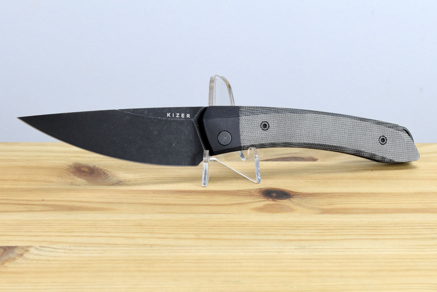 Kizer V4663A1 Momo Nitro-V