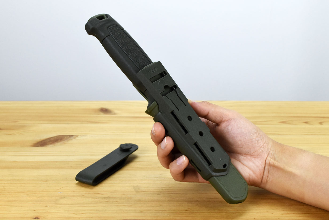MoraKniv Amberg Bushcraft Knife (S) (2 Versions)