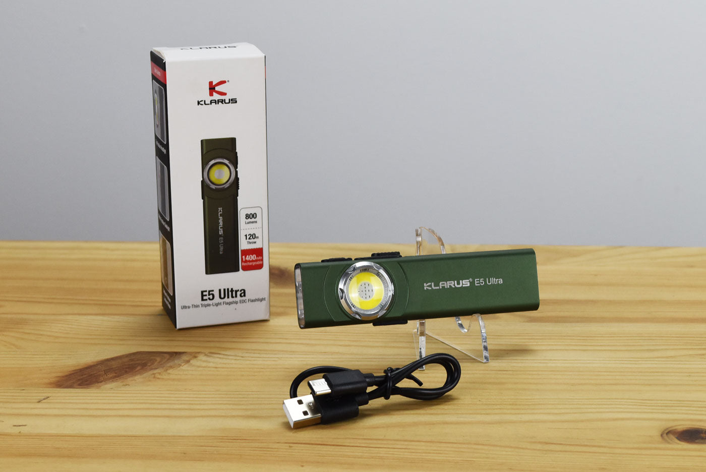 Klarus E5 Ultra EDC Flashlight (800 Lumens) (2 Versions)
