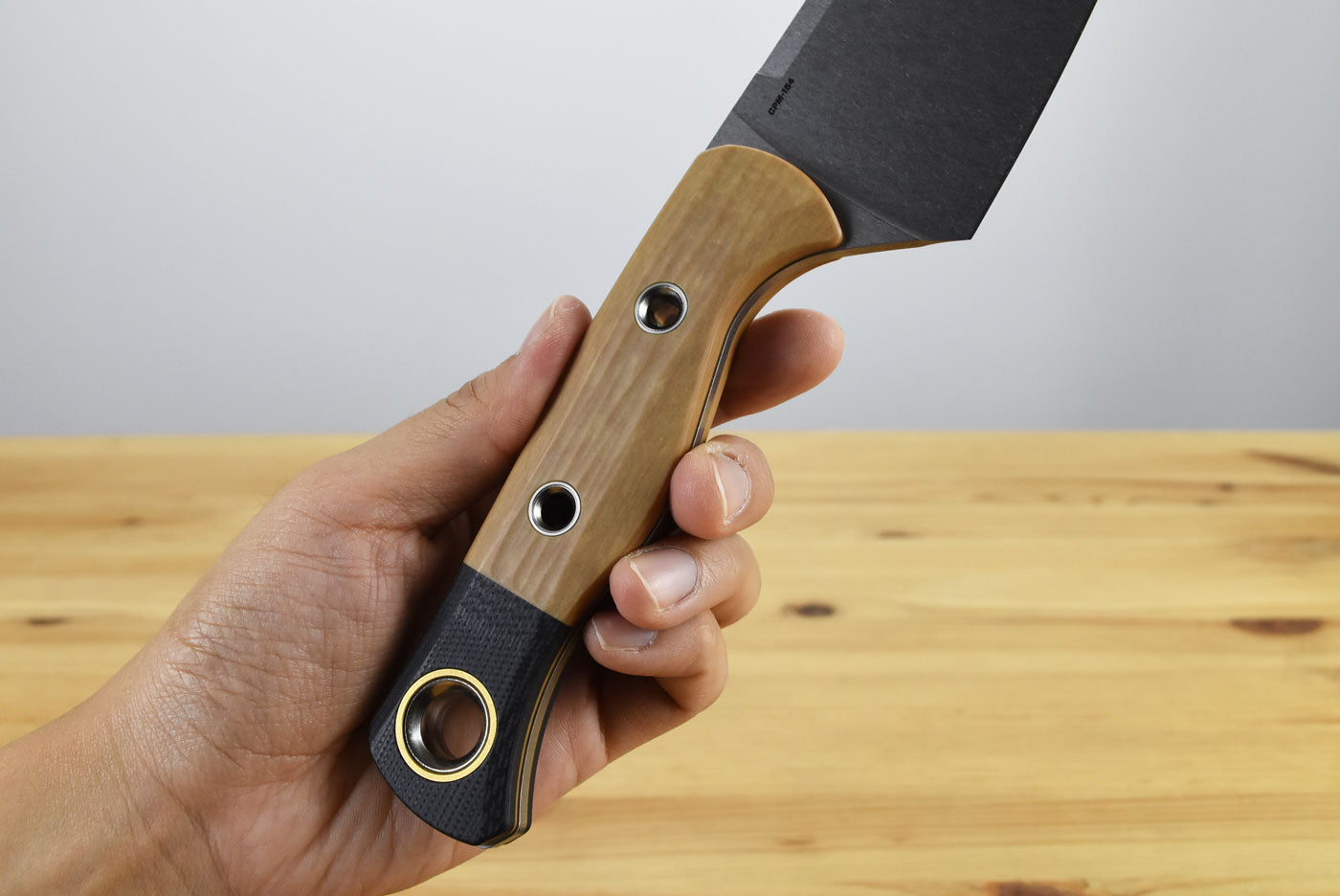 Benchmade 4070-02 Wildcoast Fixed Blade (Maple Valley Richlite G10 with Black Bolster)