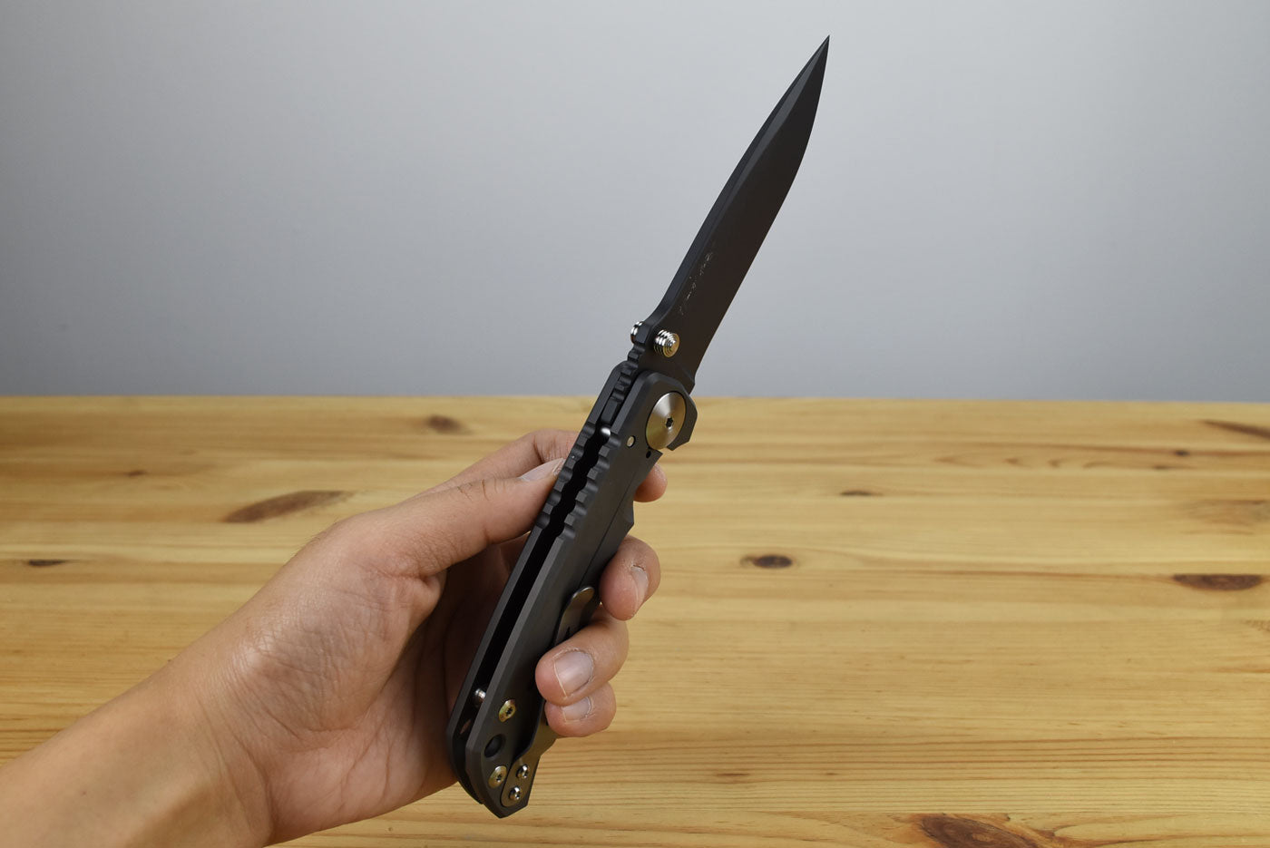 Spartan Harsey Folder Black DLC (Magnacut)