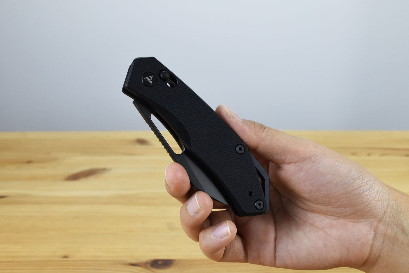 SRM Cub 261M-GB2 Folding Blade 140Cr