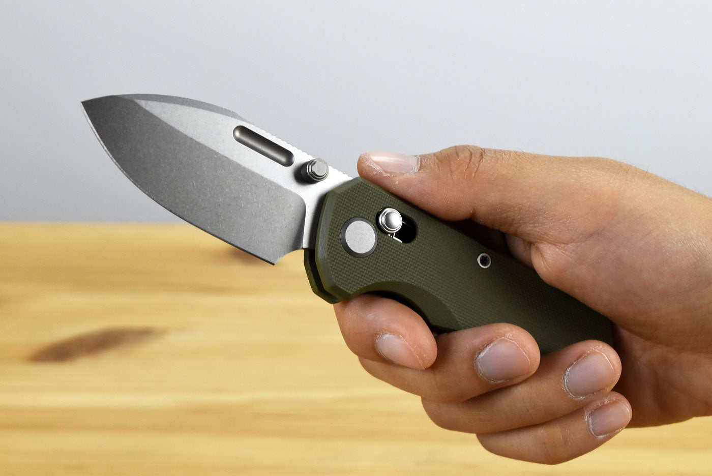 GEO Knife Belluf Crossbar Lock M390 (Green G10 Handle)