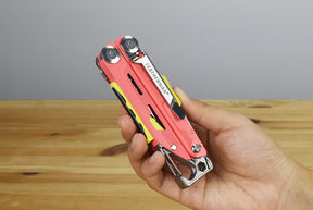 Leatherman Signal Multitool (Guava)