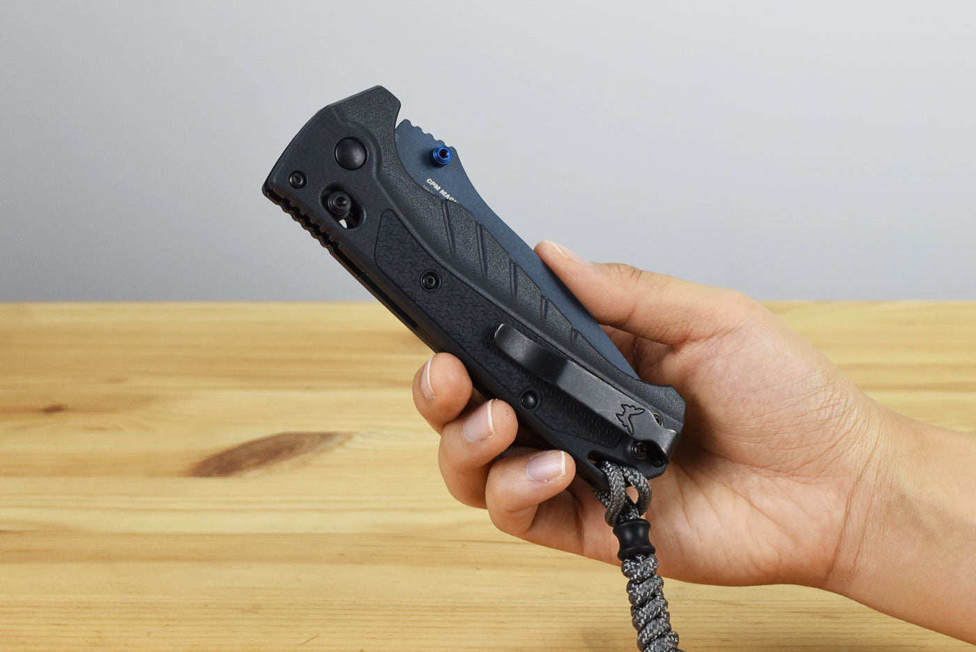 Benchmade 18060BT-01 Water Adira Folding Knife (Tempest Gray Grivory Handle)