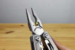Bibury Plier Multitool Pro V2 Titanium (21-in-1)