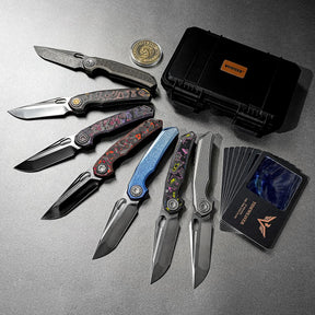 Vosteed A0322 Thunderbird V M390 in hand