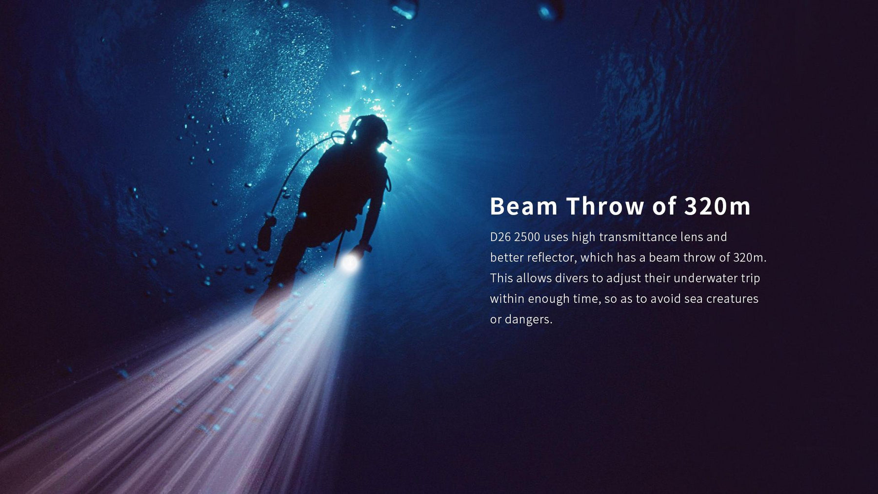 Xtar D26 2500 Short Diving LED Flashlight (2500 Lumens)
