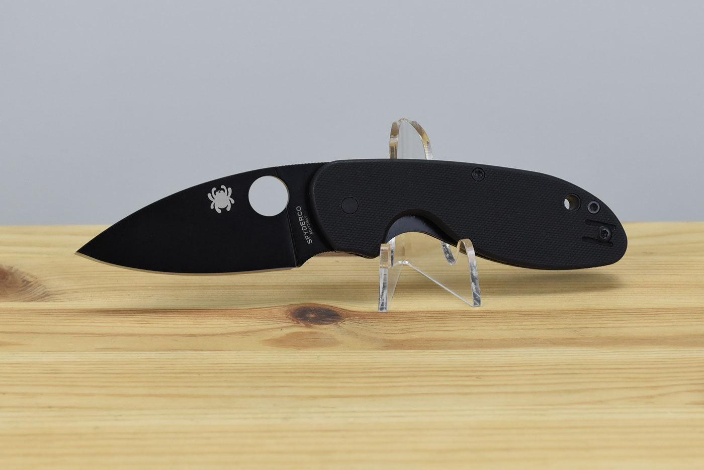 Spyderco C216GPBBK Efficient G-10 Black