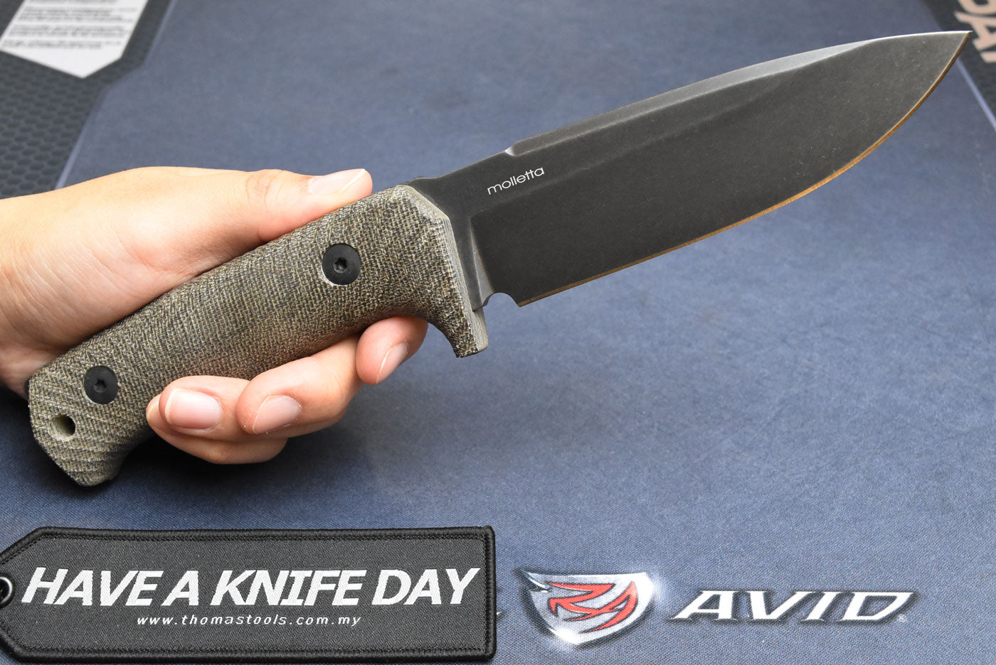 LionSteel T5 Black (Green Canvas Handle)