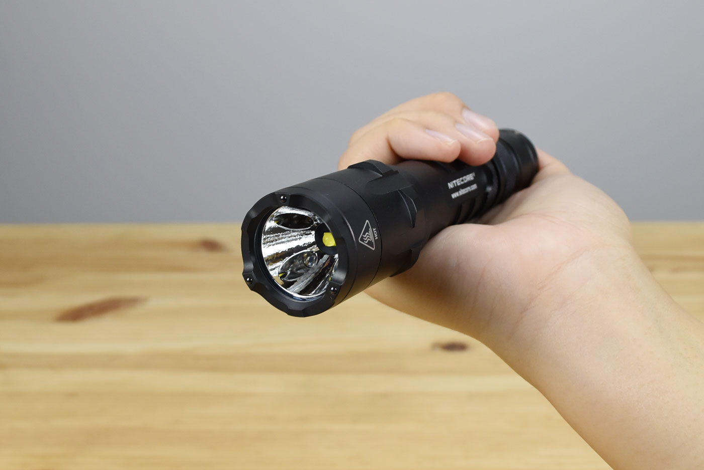 Nitecore P20UV V2 Flashlight (1000 Lumens)