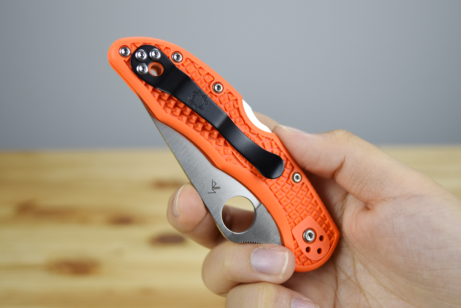 Spyderco C11FPOR Delica 4 FRN (Orange)