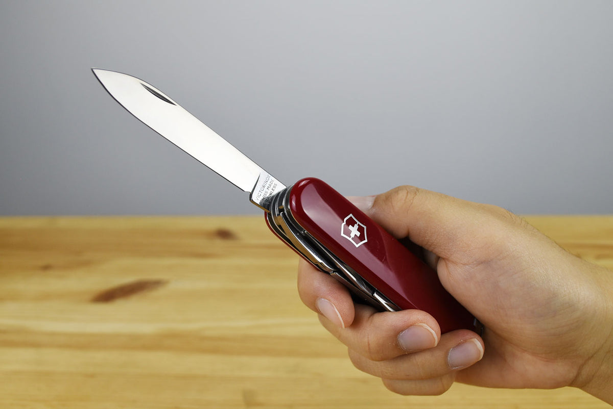 Victorinox Deluxe Tinker Multitool Pocket Knife 1.4723 (Red)