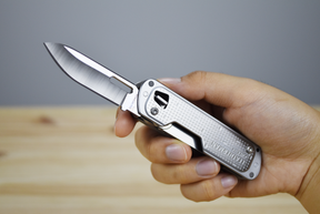 Leatherman Free T4 - Thomas Tools