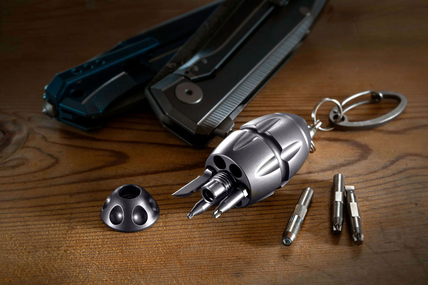 LionSteel Accessory Eggie Keychain (Gray Titanium)